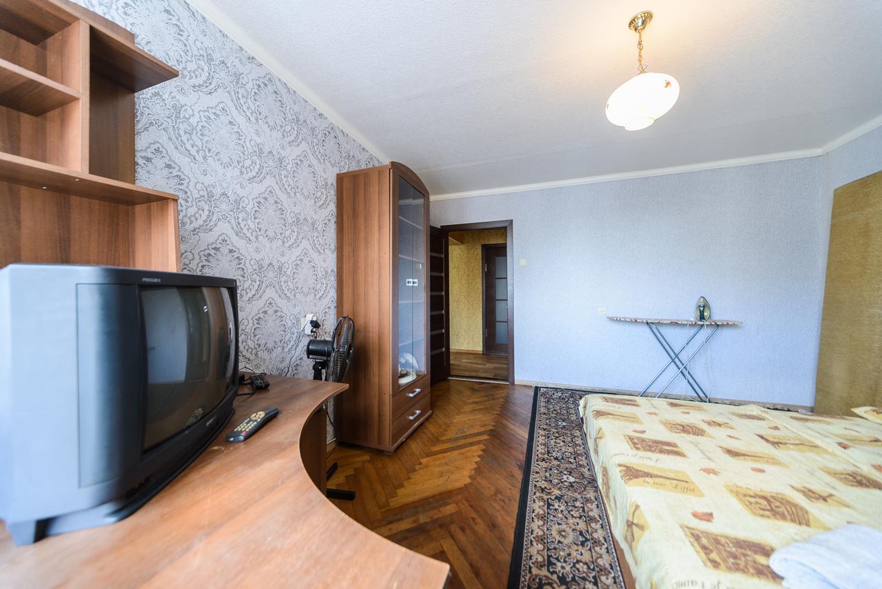 Квартира По Улице Антоновича, 102 Kyiv Exterior foto