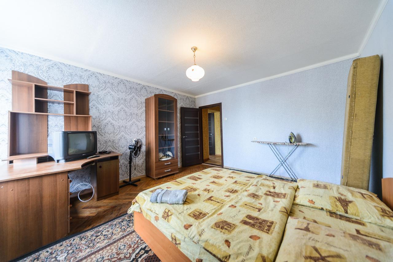 Квартира По Улице Антоновича, 102 Kyiv Exterior foto